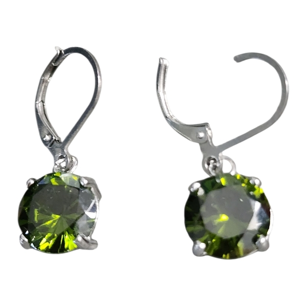 Jewelry - Silvertone 10mm Green Crystal Earrings